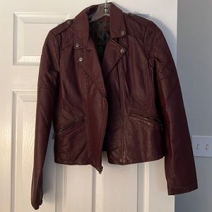 Medium maroon leather jacket EUC